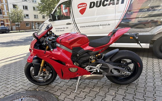 Gebrauchtmotorrad Ducati Panigale V4 S - Bild 8
