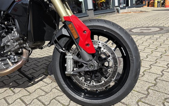 Gebrauchtmotorrad Ducati Hypermotard V2 - Bild 12