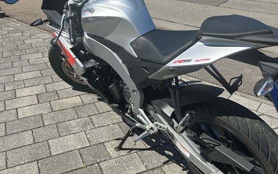 Gebrauchtmotorrad Aprilia RS 125 ABS - Bild 7