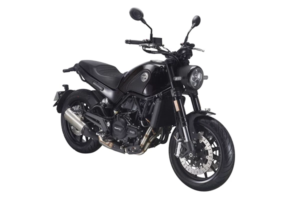 Benelli Leoncino 500 (rot) - Bild 8