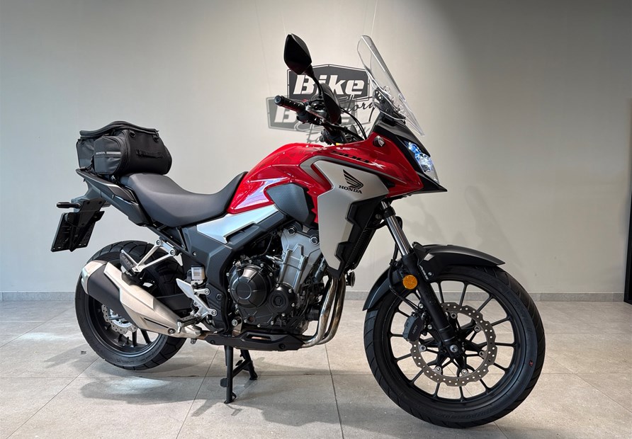 Honda CB500X (rot)