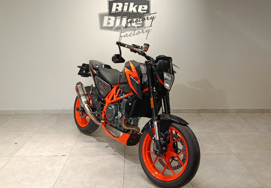 KTM 690 Duke ()