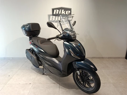Piaggio Beverly 400 (schwarz) - Bild 2