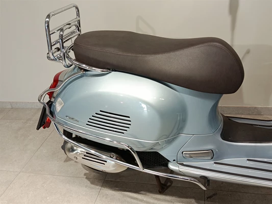 Vespa GTS 125 i.e. (grau) - Bild 3