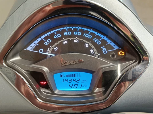 Vespa GTS 125 i.e. (grau) - Bild 5