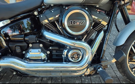 Gebrauchtmotorrad Harley-Davidson Softail Sport Glide FLSB - Bild 9