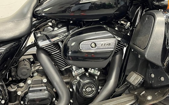 Gebrauchtmotorrad Harley-Davidson Touring Street Glide Special FLHXS - Bild 16