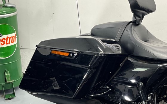 Gebrauchtmotorrad Harley-Davidson Touring Street Glide Special FLHXS - Bild 17