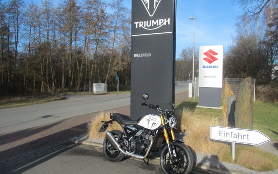 Gebrauchtmotorrad Triumph Speed 400 - Bild 1