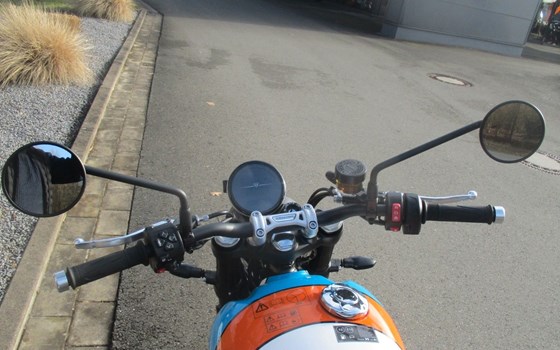 Gebrauchtmotorrad Triumph Speed Twin 900 - Bild 10