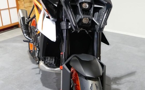 Gebrauchtmotorrad KTM 990 Duke R - Bild 4