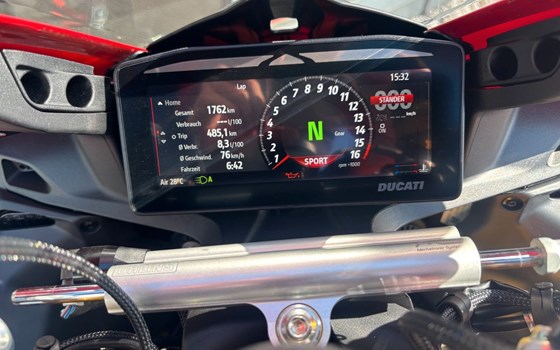 Gebrauchtmotorrad Ducati Panigale V4 S - Bild 9