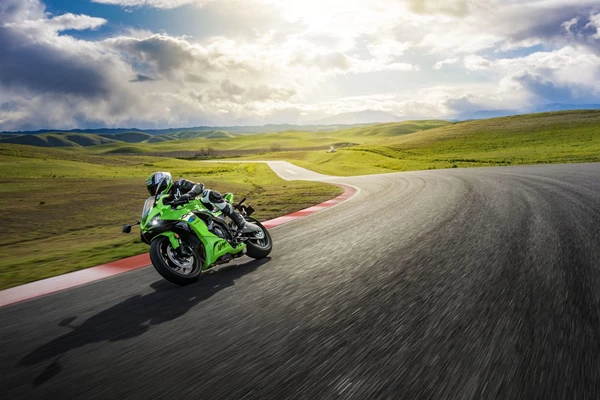 Kawasaki Ninja ZX-6R (GN1 - KRT Grün) - Bild 7