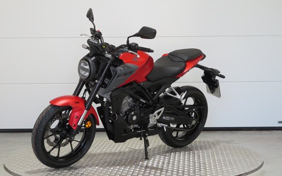 Gebrauchtmotorrad Honda CB125R - Bild 3