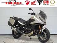 Honda NT1100 DCT Electronic Suspension