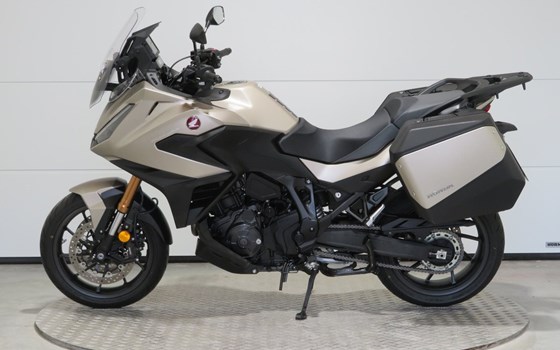 Gebrauchtmotorrad Honda NT1100 DCT Electronic Suspension - Bild 4