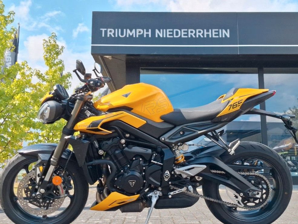 Triumph Street Triple RS