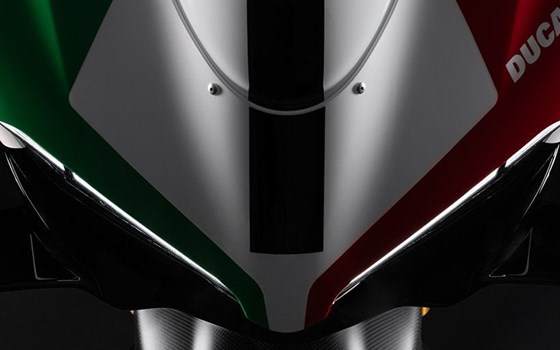 Neufahrzeug Ducati Panigale V4 Tricolore - Bild 1