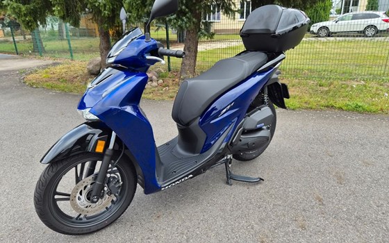 Gebrauchtmotorrad Honda SH125 - Bild 2