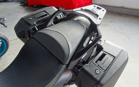 Gebrauchtmotorrad Honda NT1100 DCT - Bild 8