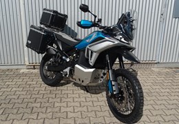 Neumotorrad CFMOTO 1000MT-X