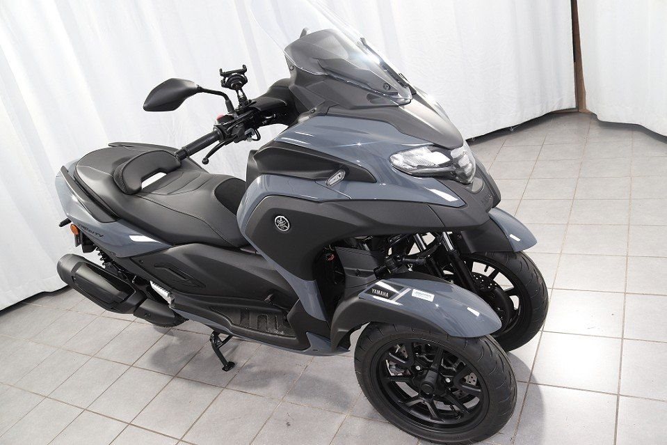 Yamaha Tricity 300 Airbag