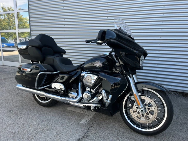 Harley-Davidson Street Glide Limited FLHXL (schwarz) - Bild 4