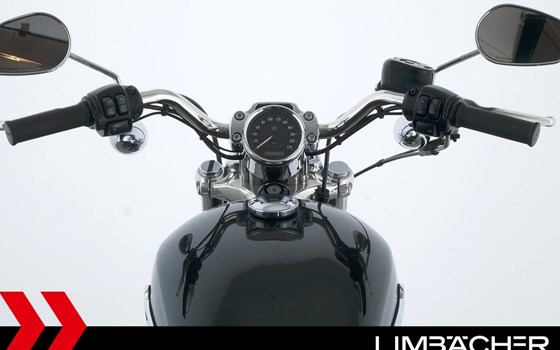 Gebrauchtmotorrad Harley-Davidson Sportster XL 1200C Custom - Bild 13