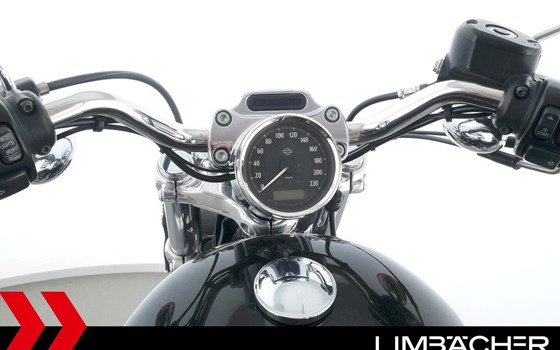 Gebrauchtmotorrad Harley-Davidson Sportster XL 1200C Custom - Bild 23