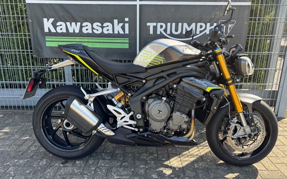 Gebrauchtmotorrad Triumph Speed Triple 1200 RS - Bild 1