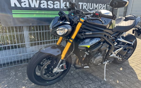 Gebrauchtmotorrad Triumph Speed Triple 1200 RS - Bild 8