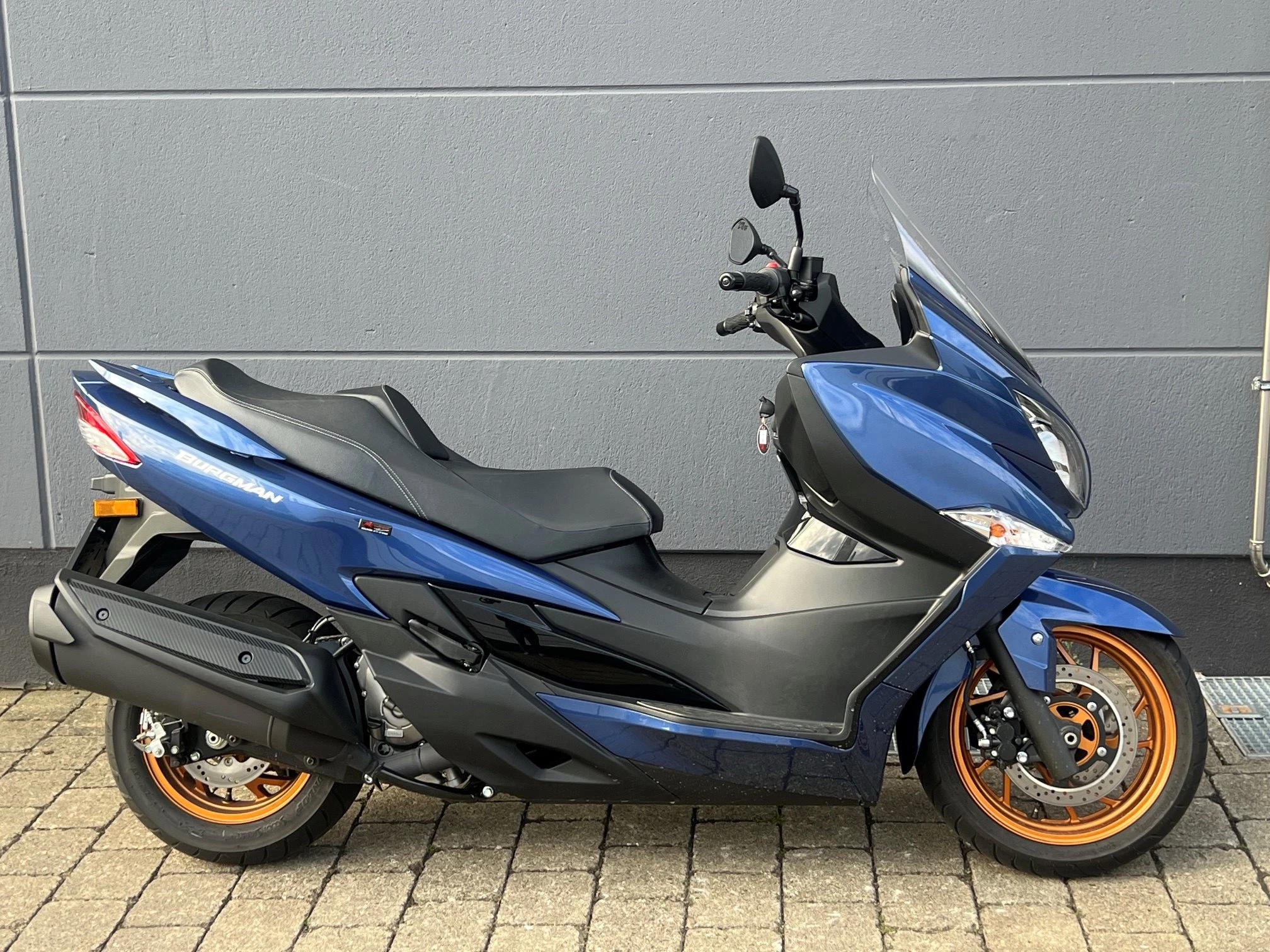 Suzuki Burgman 400