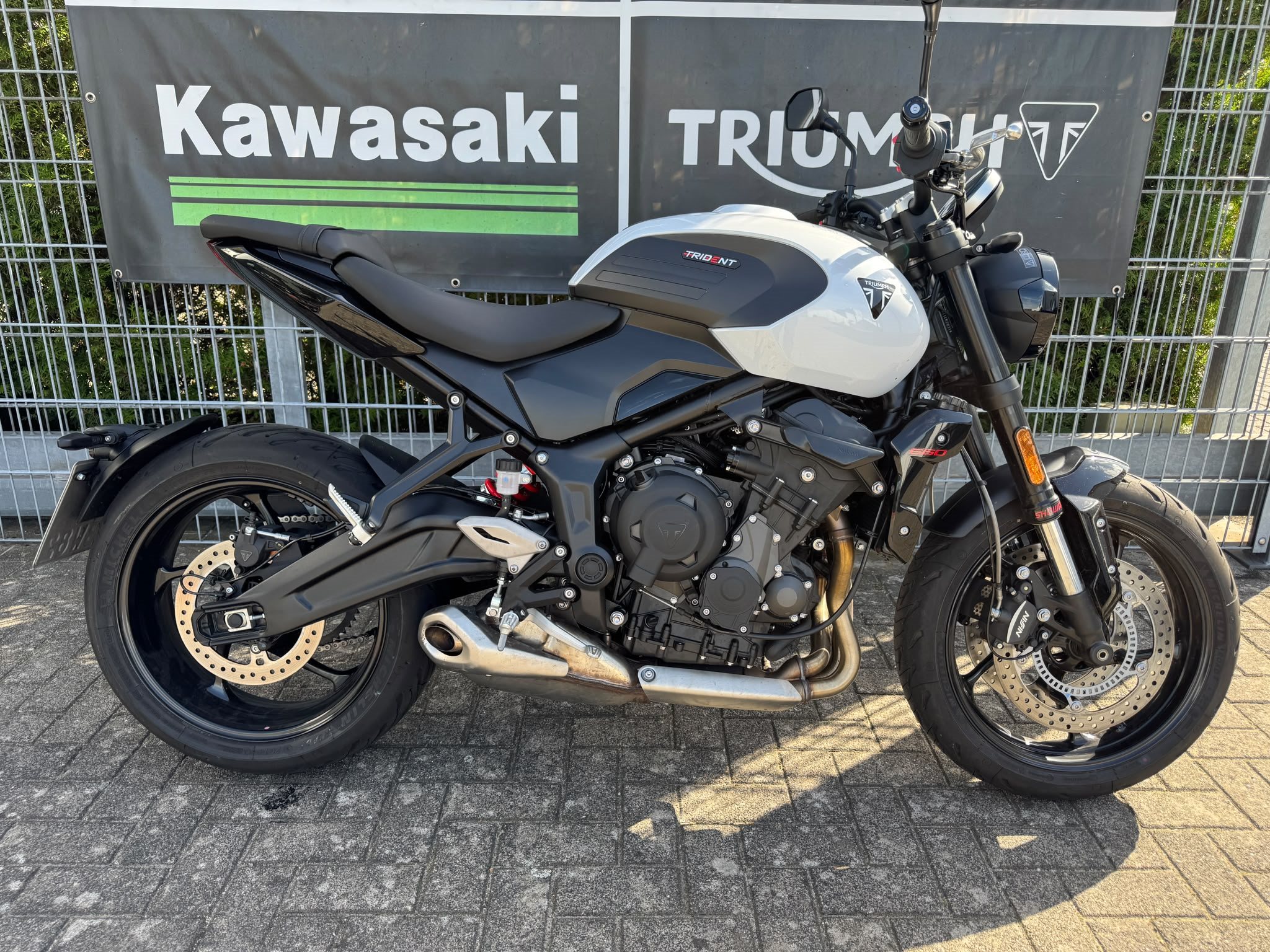 Triumph Trident 660