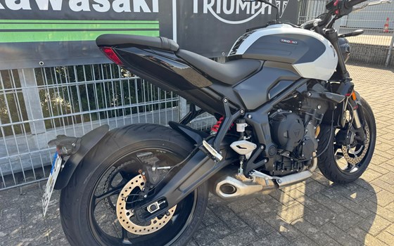 Gebrauchtmotorrad Triumph Trident 660 - Bild 2