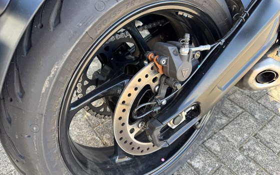 Gebrauchtmotorrad Triumph Trident 660 - Bild 3