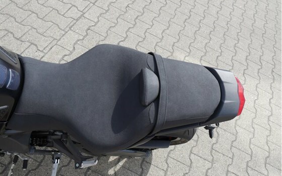 Gebrauchtmotorrad Yamaha MT-10 - Bild 23