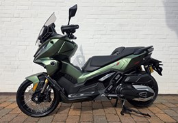 Neumotorrad Voge SR450X