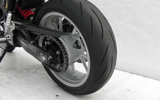 Gebrauchtmotorrad BMW F 900 R - Bild 4