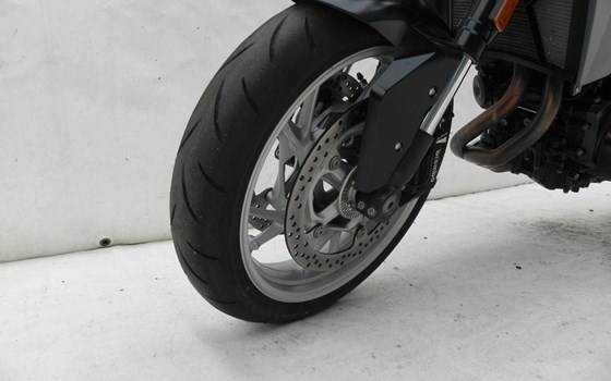 Gebrauchtmotorrad BMW F 900 R - Bild 6