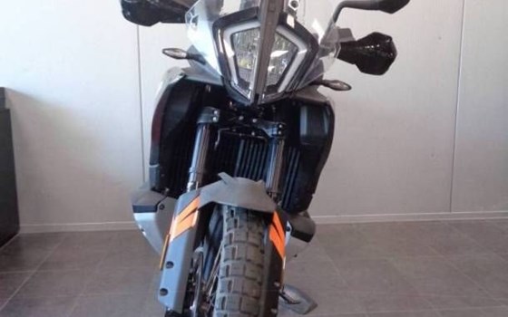 Gebrauchtmotorrad KTM 790 Adventure - Bild 8