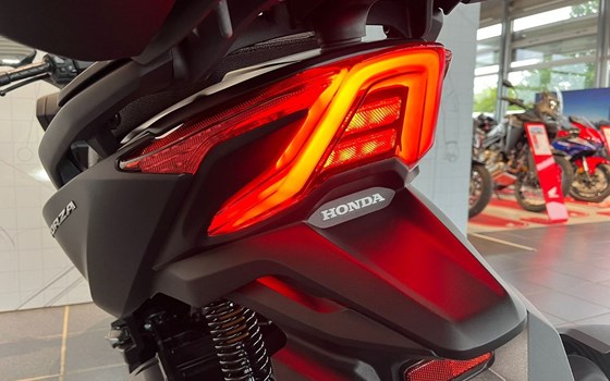 Gebrauchtmotorrad Honda Forza 125 - Bild 10