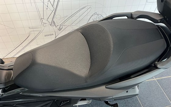 Gebrauchtmotorrad Honda Forza 125 - Bild 21