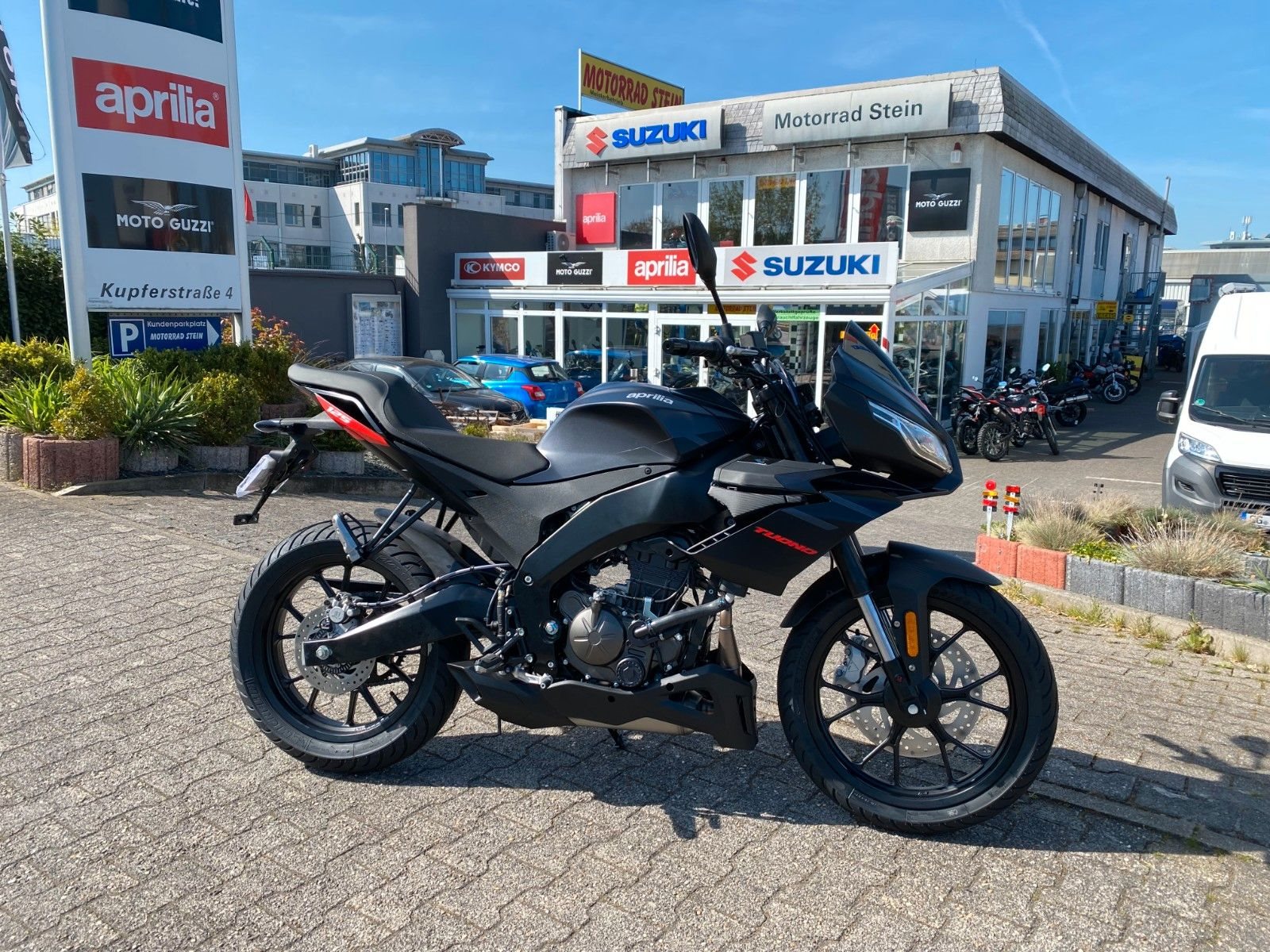 Aprilia Tuono 125