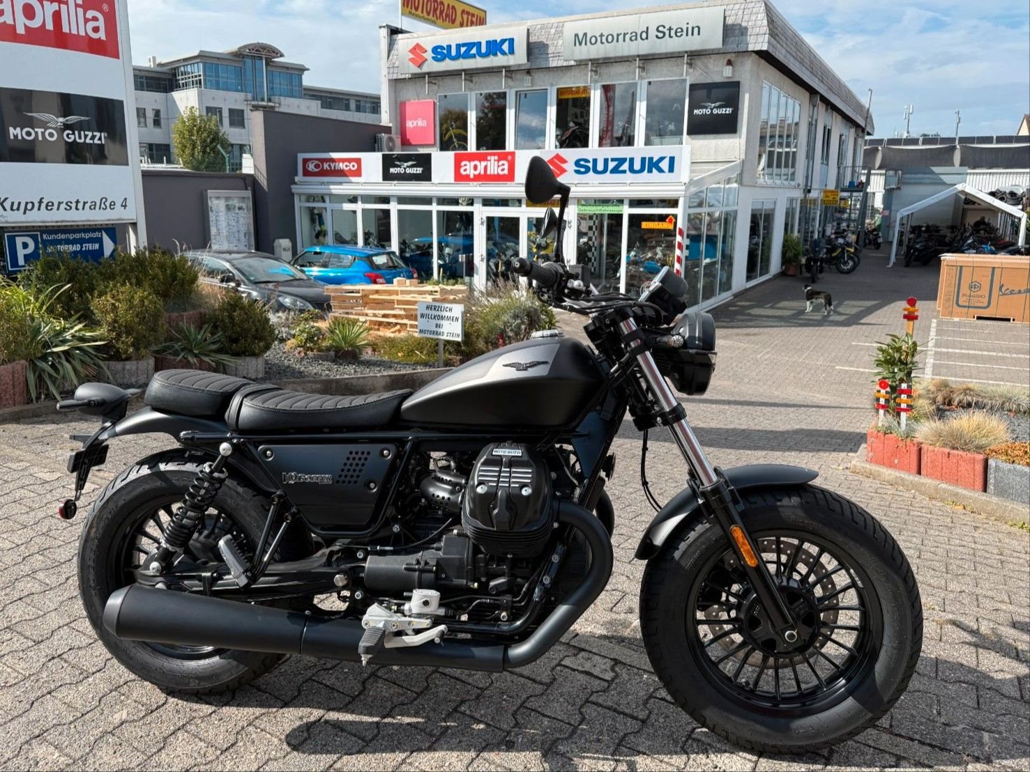 Moto Guzzi V9 Bobber
