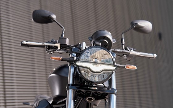 Neufahrzeug Moto Guzzi V9 Bobber - Bild 14