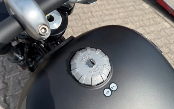 Neufahrzeug Moto Guzzi V9 Bobber - Bild 15