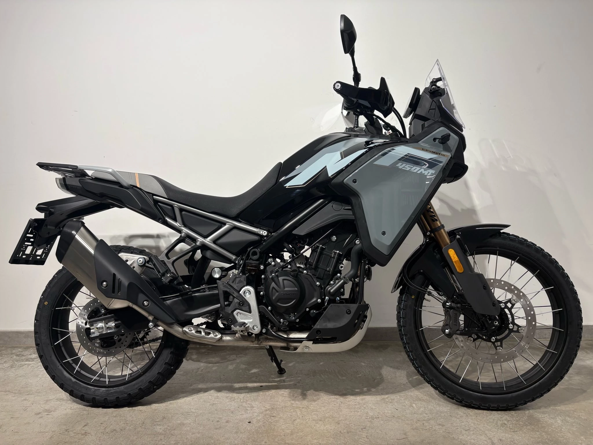 CFMOTO 450MT