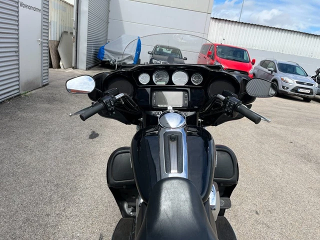 Harley-Davidson Electra Glide Ultra Limited Low FLHTKL (schwarz) - Bild 11