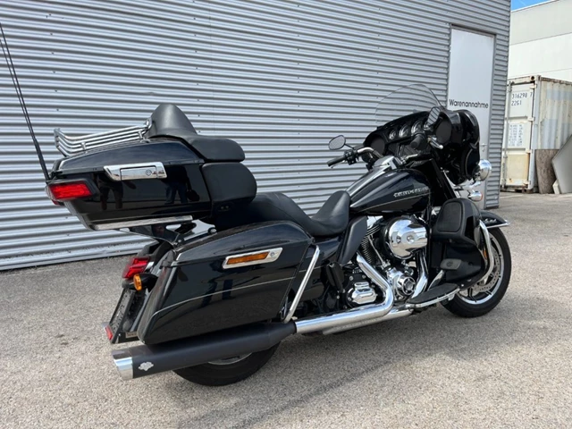 Harley-Davidson Electra Glide Ultra Limited Low FLHTKL (schwarz) - Bild 6