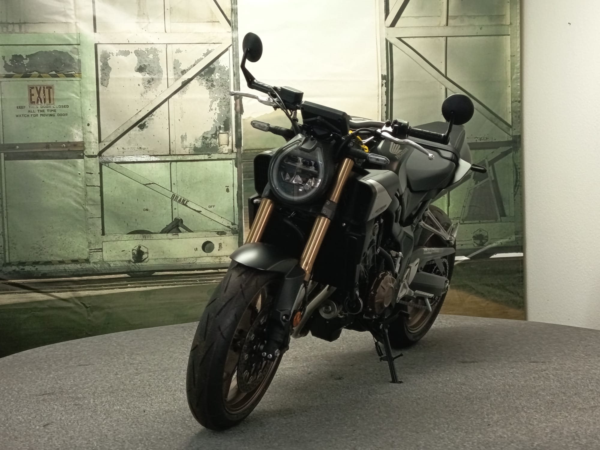 Honda CB650R E-Clutch
